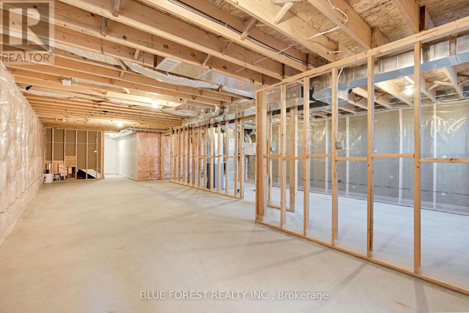 142 Shirley Street, Thames Centre, Ontario  N0M 2P0 - Photo 39 - X12751250