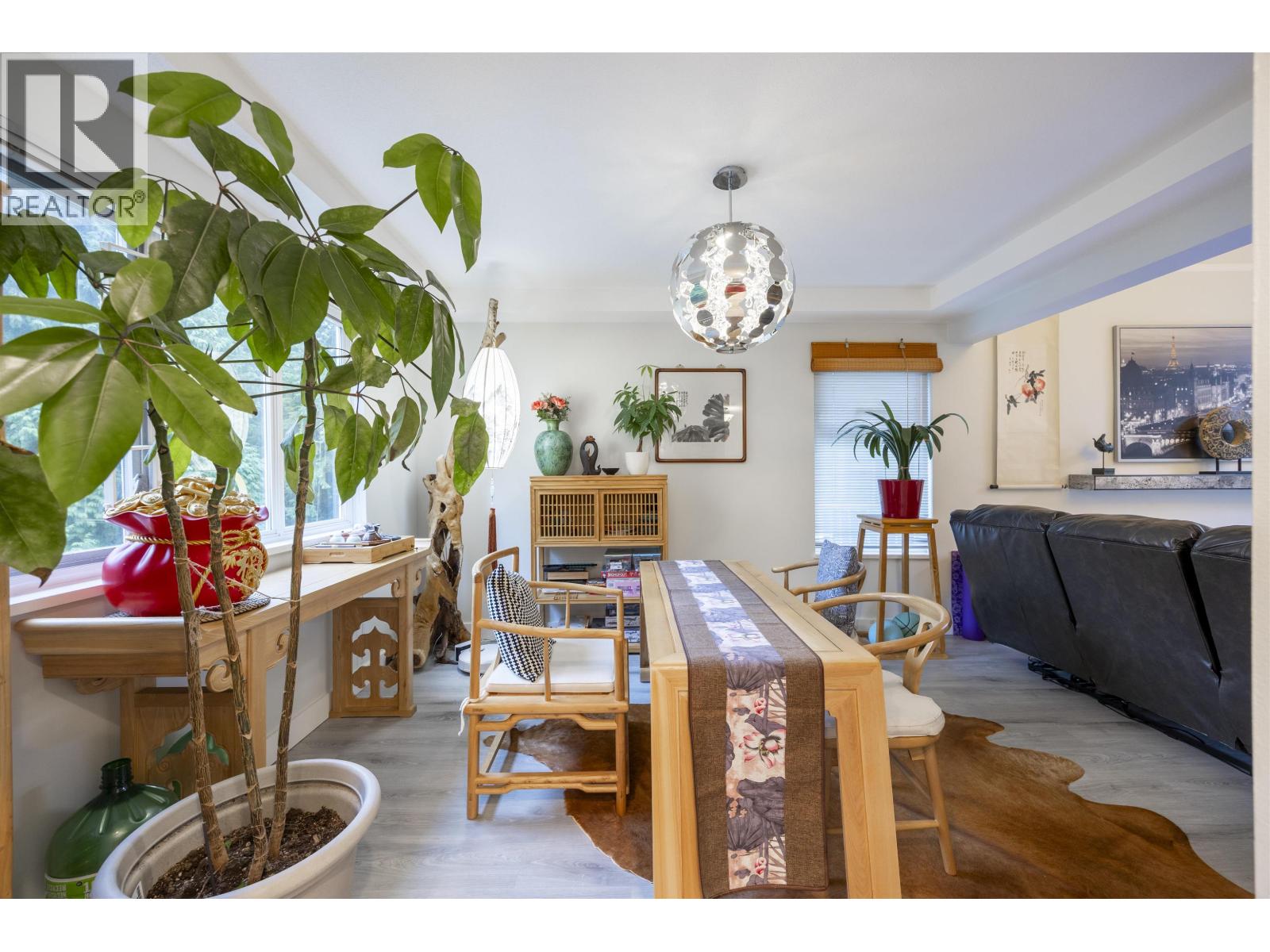 1590 Plateau Crescent, Coquitlam, British Columbia  V3E 3B3 - Photo 9 - R3085557