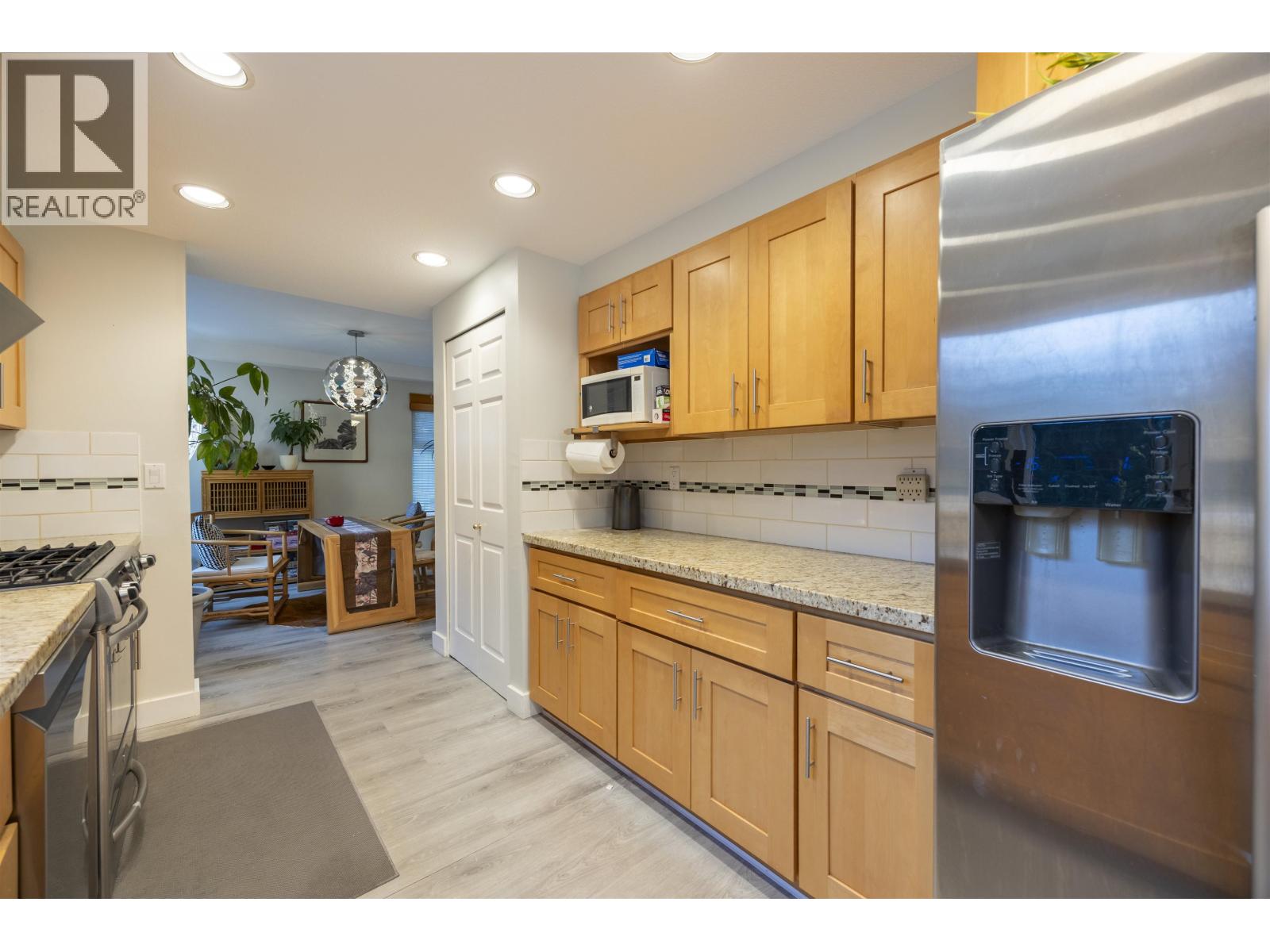 1590 Plateau Crescent, Coquitlam, British Columbia  V3E 3B3 - Photo 13 - R3085557