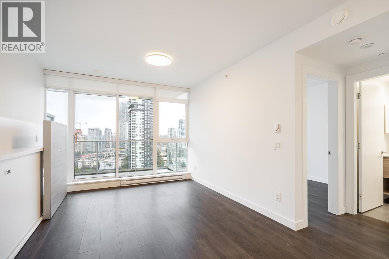 2006 525 Foster Avenue, Coquitlam, British Columbia  V3J 0H6 - Photo 2 - R3085297