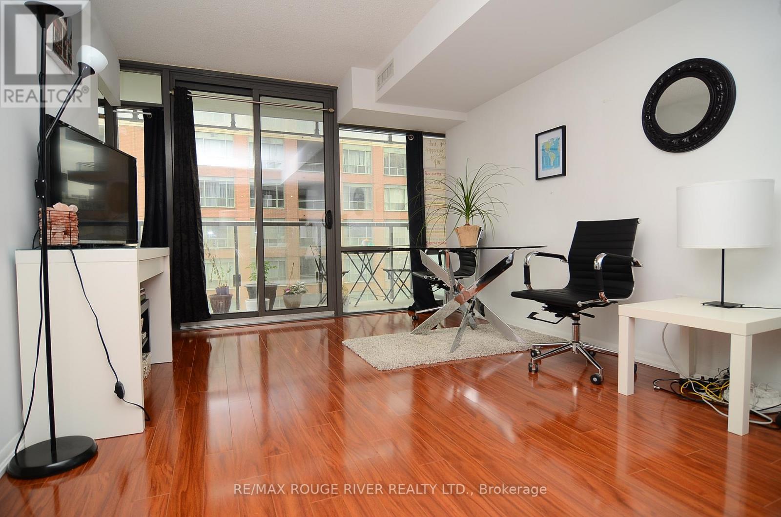 404 - 37 Grosvenor Street, Toronto, Ontario  M4Y 3G5 - Photo 6 - C12751130