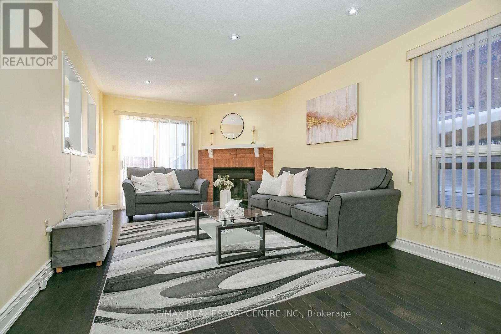 37 Duggan Drive, Brampton, Ontario  L6Y 4J2 - Photo 12 - W12749716