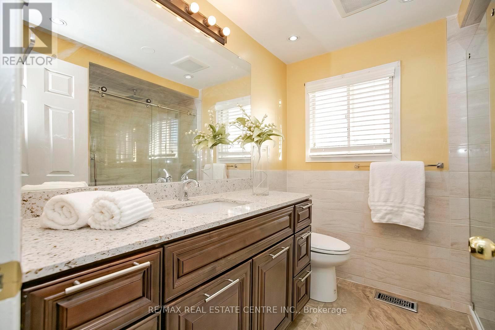 37 Duggan Drive, Brampton, Ontario  L6Y 4J2 - Photo 31 - W12749716