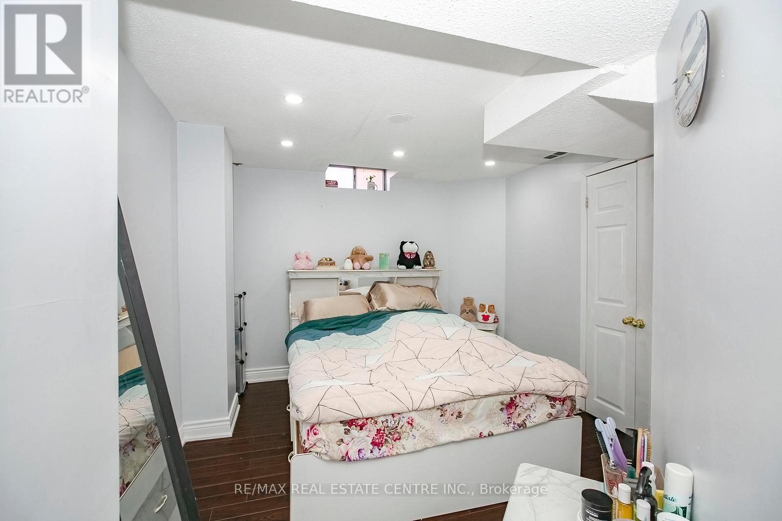 37 Duggan Drive, Brampton, Ontario  L6Y 4J2 - Photo 40 - W12749716