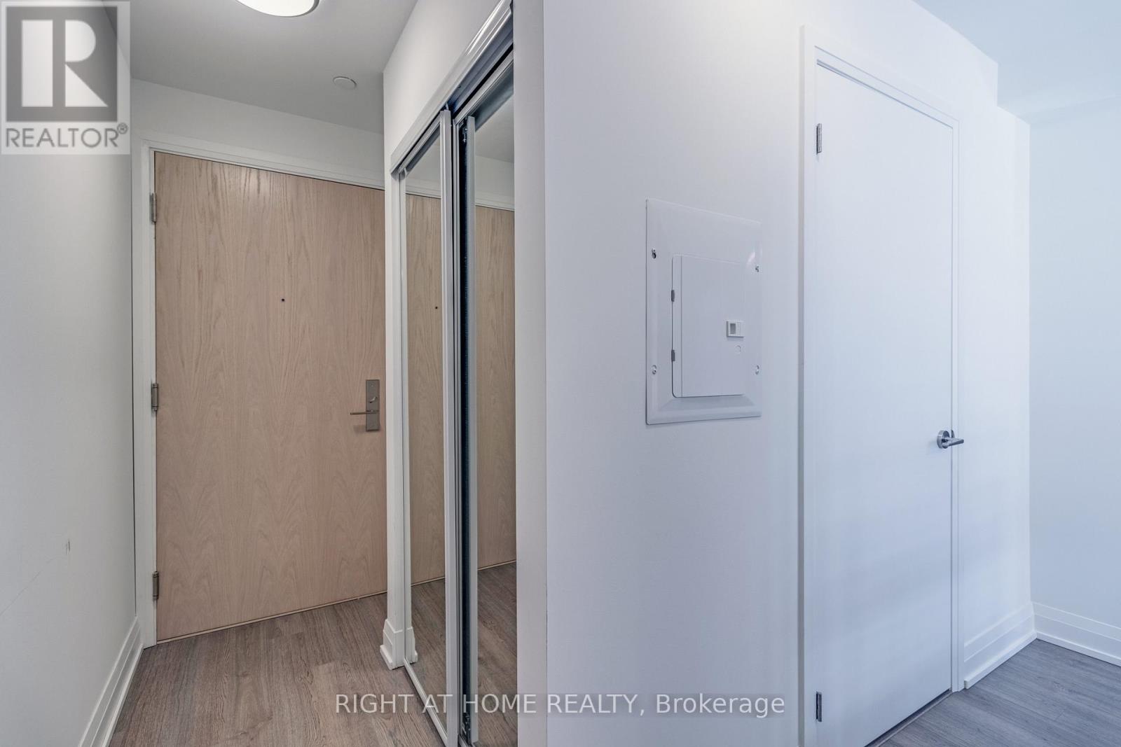 320 - 77 Mutual Street, Toronto, Ontario  M5B 0B9 - Photo 12 - C12751136