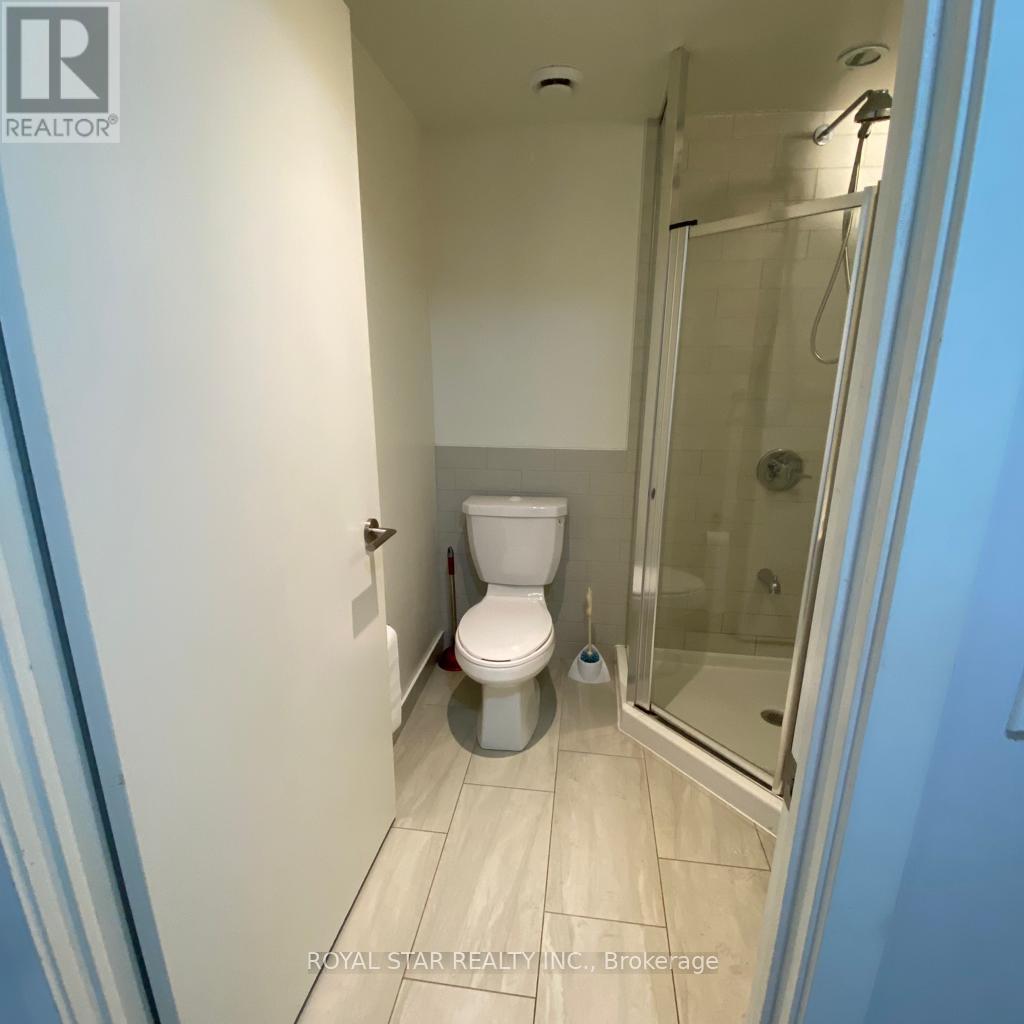 1106 - 6 Sonic Way, Toronto, Ontario  M3C 0P1 - Photo 9 - C12751150