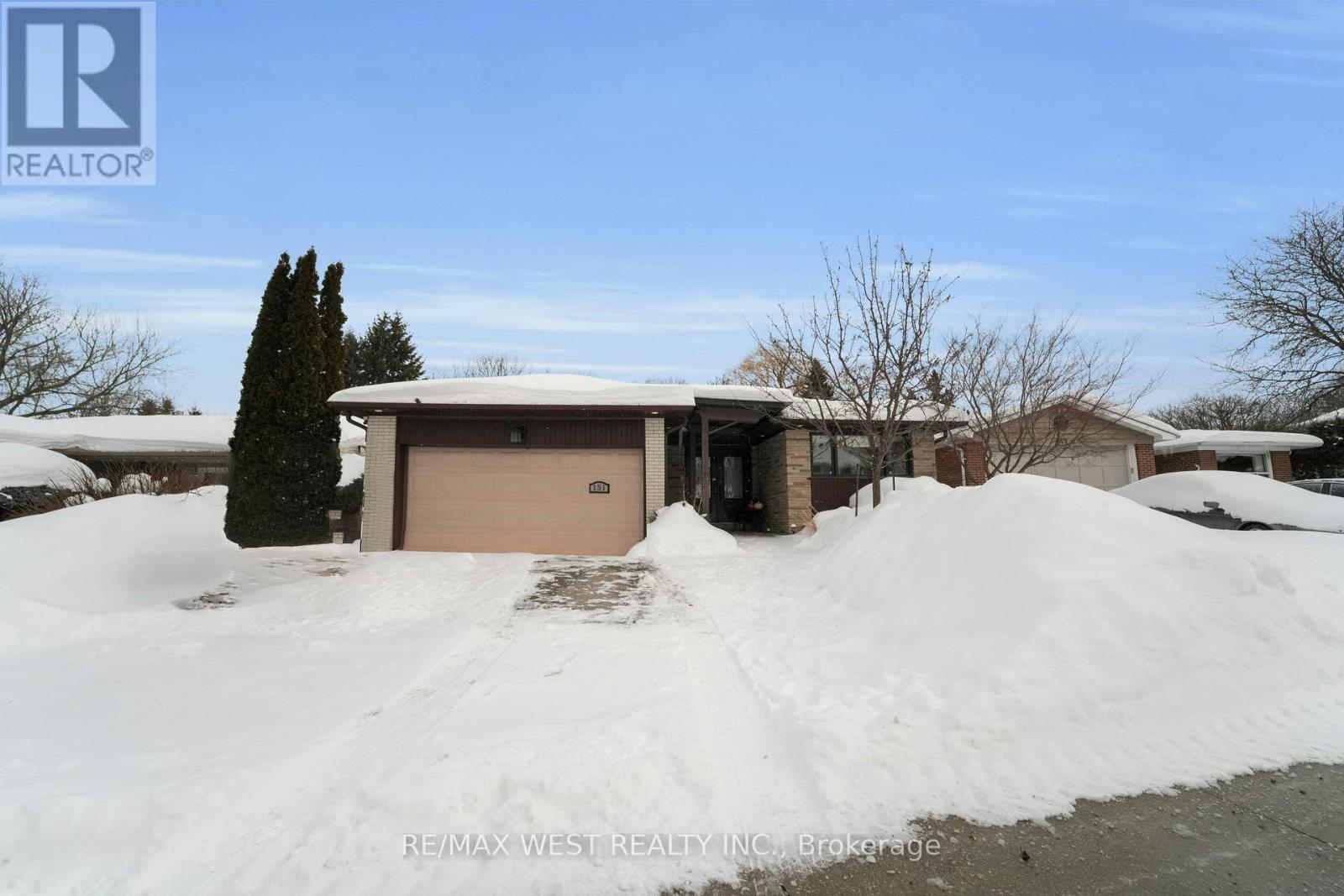 151 BRAHMS AVENUE, Toronto, Ontario