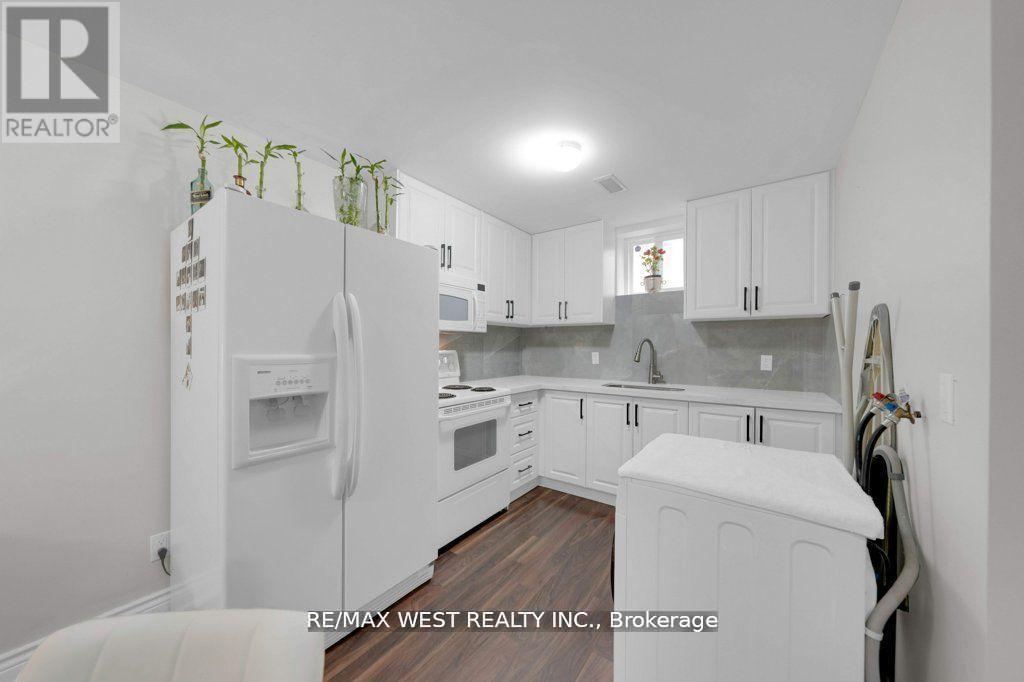 151 Brahms Avenue, Toronto, Ontario  M2H 1H9 - Photo 27 - C12751188