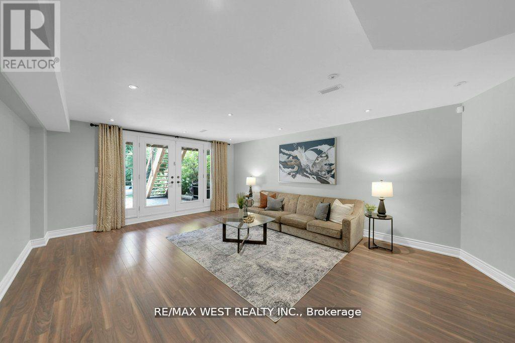 151 Brahms Avenue, Toronto, Ontario  M2H 1H9 - Photo 38 - C12751188