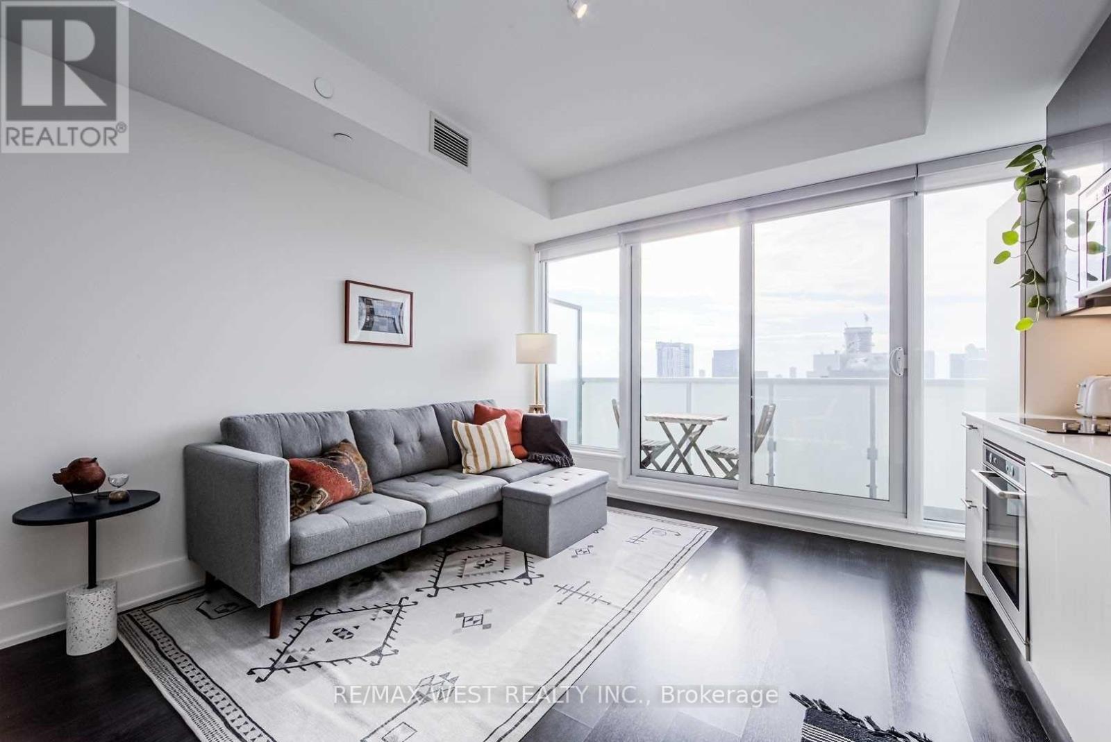 3213 - 403 Church Street, Toronto, Ontario  M4Y 0C9 - Photo 2 - C12751214