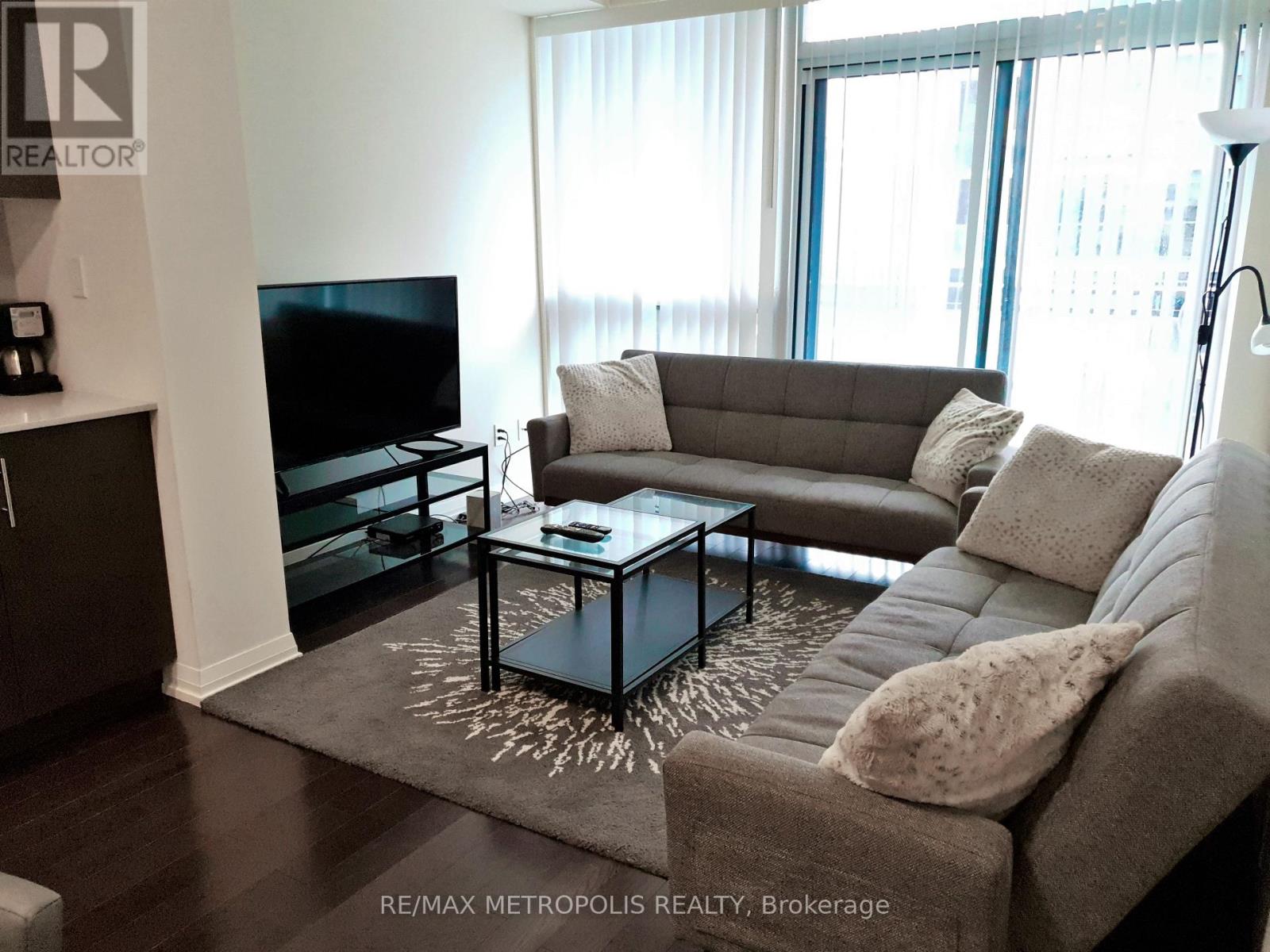 2117 - 460 Adelaide Street E, Toronto, Ontario  M5A 0E7 - Photo 2 - C12751256