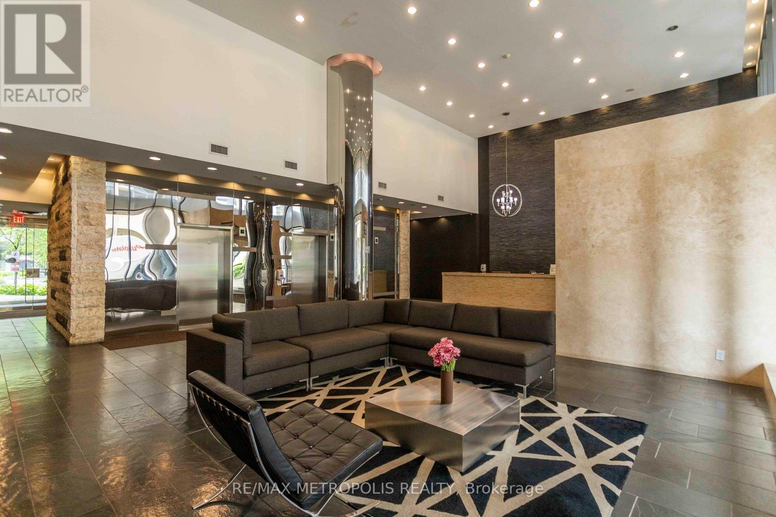 813 - 55 East Liberty Street, Toronto, Ontario  M6K 3P9 - Photo 27 - C12751276