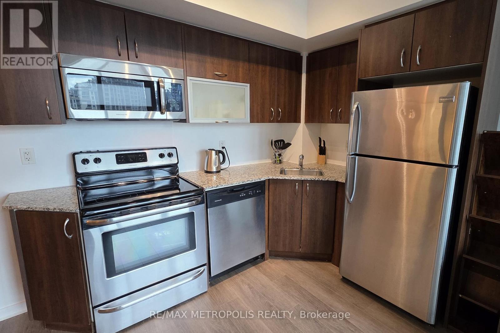 813 - 55 East Liberty Street, Toronto, Ontario  M6K 3P9 - Photo 4 - C12751276