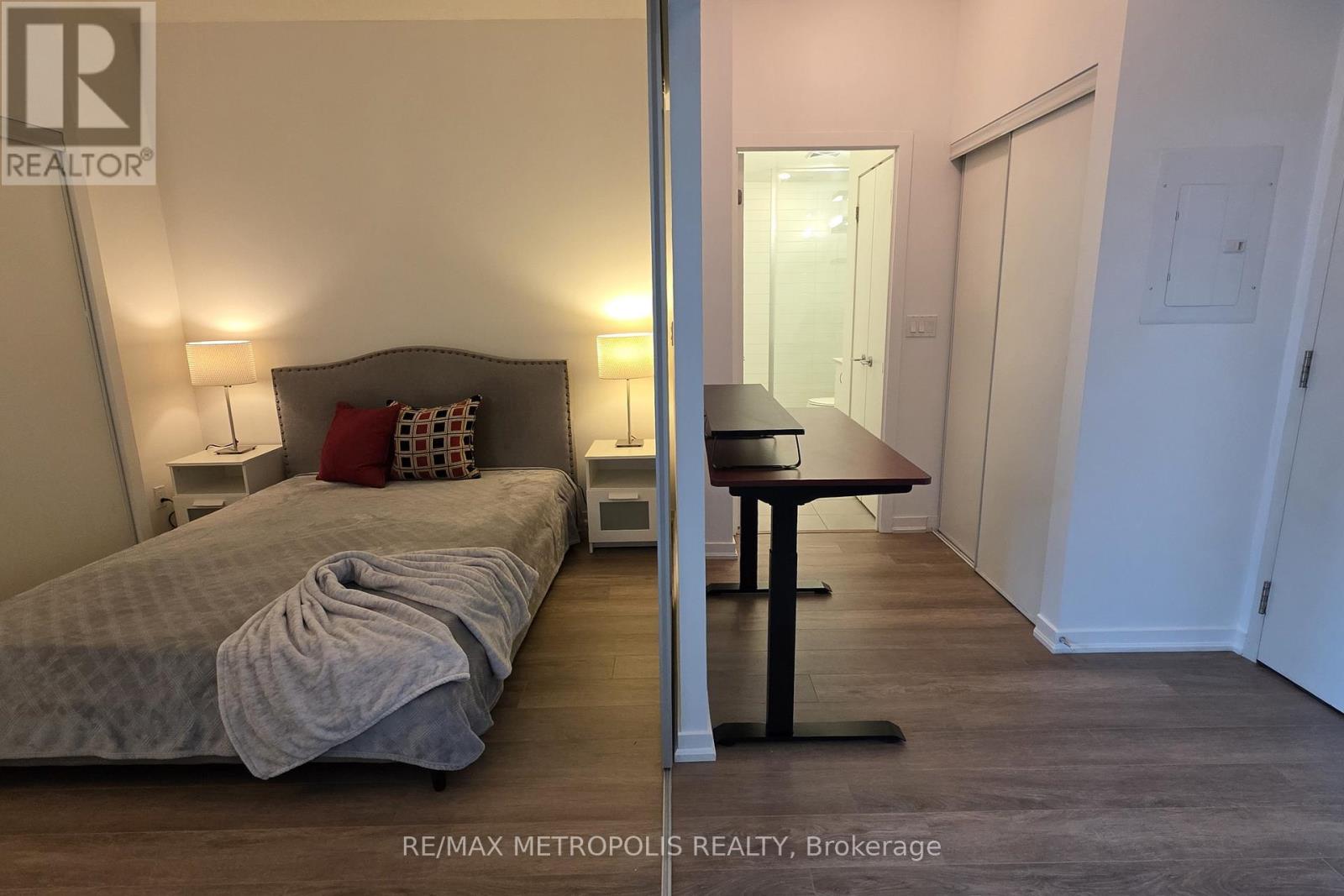 813 - 55 East Liberty Street, Toronto, Ontario  M6K 3P9 - Photo 6 - C12751276