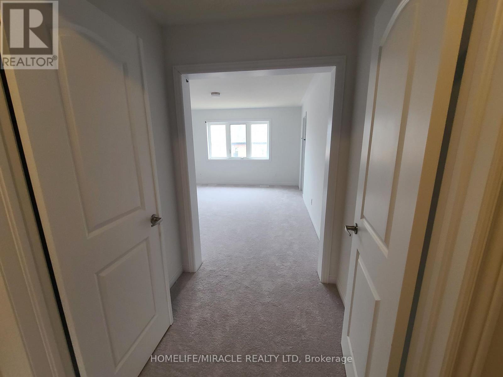 2008 Verne Bowen Street, Oshawa, Ontario  L1L 0S3 - Photo 2 - E12751198