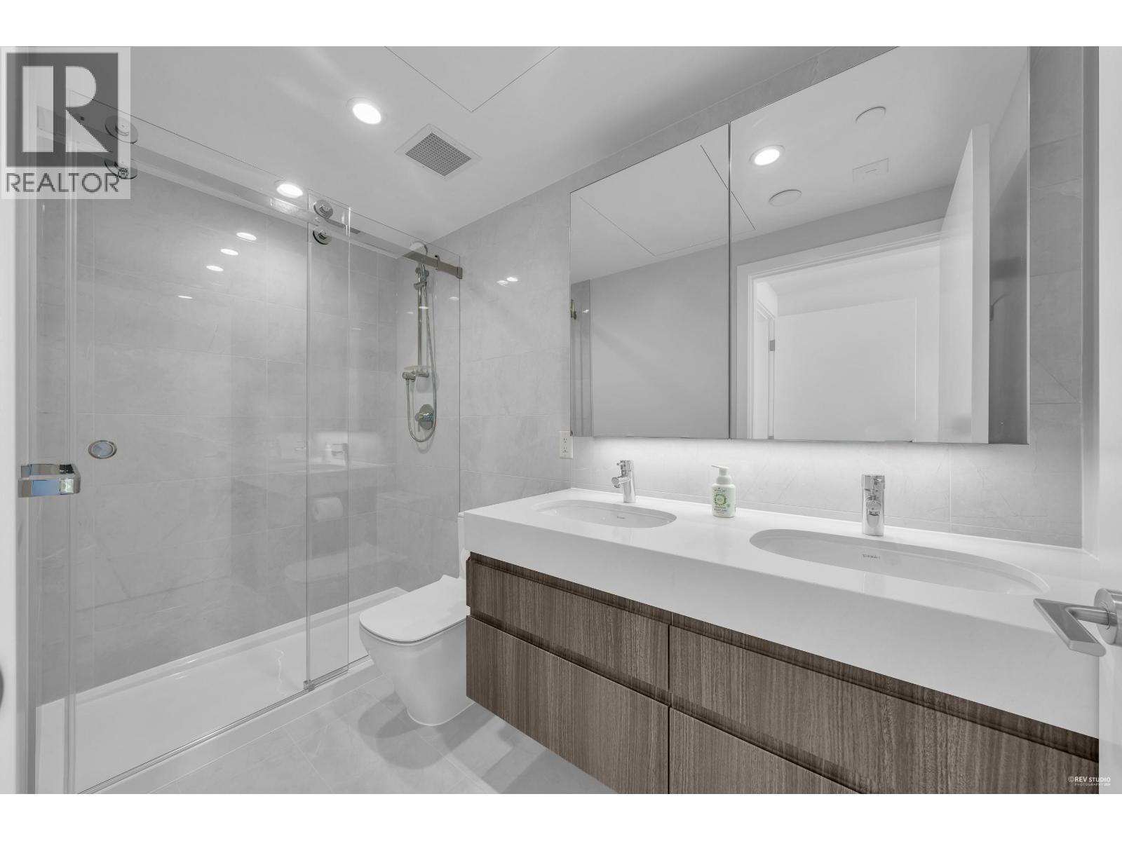 2707 6537 Telford Avenue, Burnaby, British Columbia  V5H 0K9 - Photo 13 - R3085627