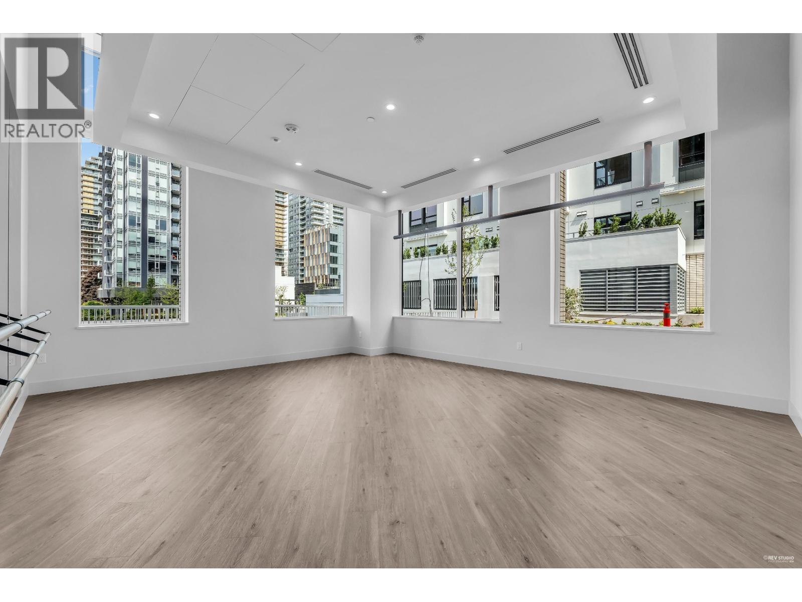 2707 6537 Telford Avenue, Burnaby, British Columbia  V5H 0K9 - Photo 25 - R3085627