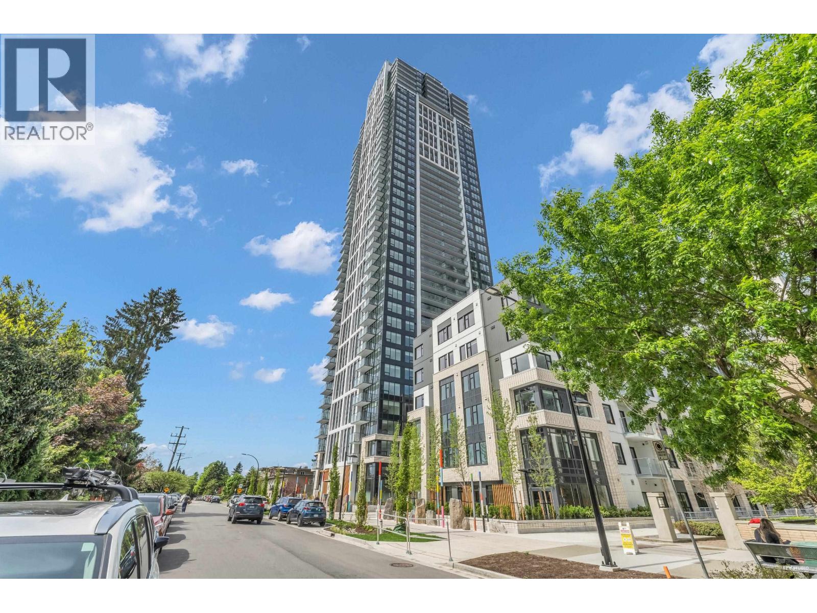 2707 6537 Telford Avenue, Burnaby, British Columbia  V5H 0K9 - Photo 1 - R3085627