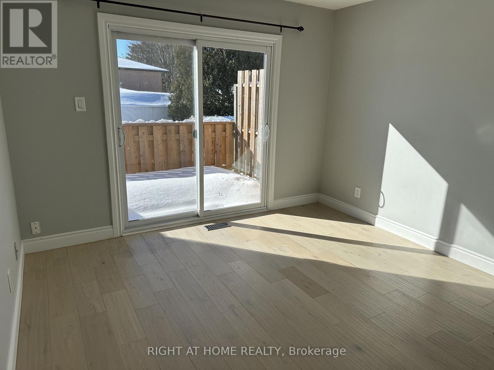 Upstair Floor - 388 Parkwood Avenue, Bradford West Gwillimbury, Ontario  L3Z 2W9 - Photo 15 - N12751134