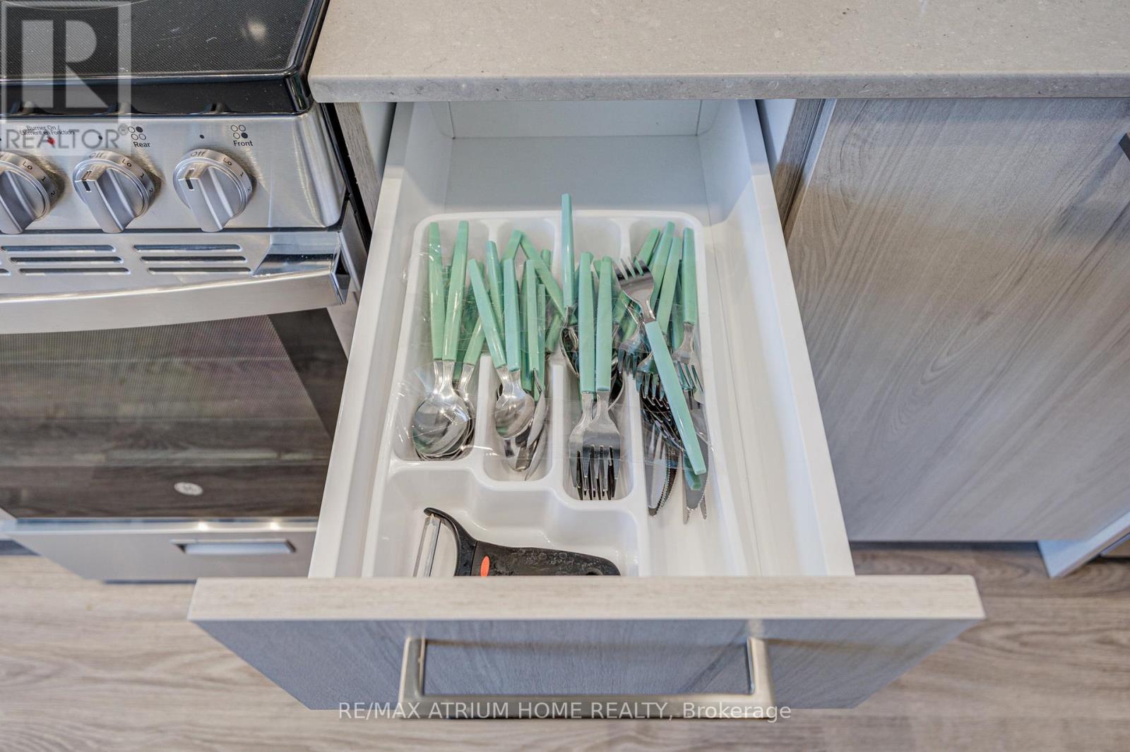 2101 - 195 Commerce St Street, Vaughan, Ontario  L4K 0P9 - Photo 18 - N12751140