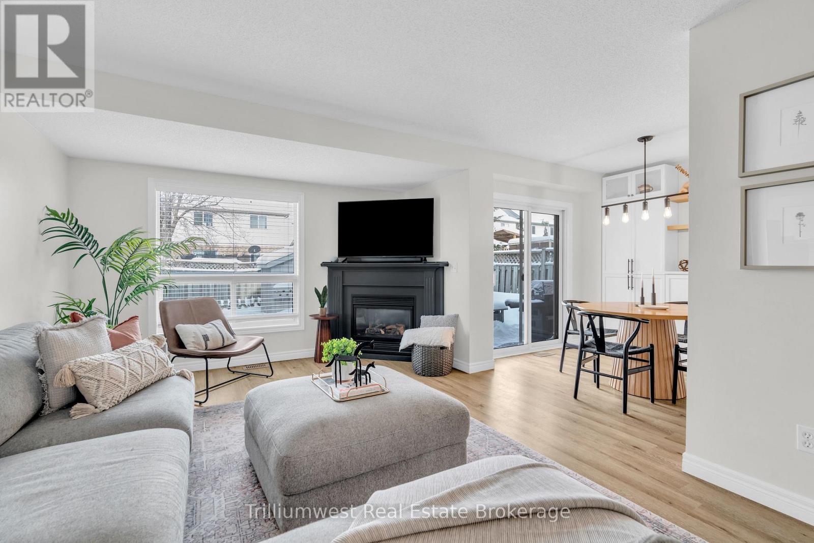 37 Kearney Street, Guelph, Ontario  N1E 7B9 - Photo 6 - X12724690