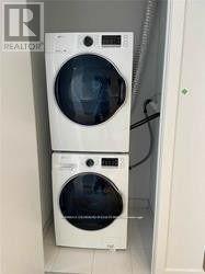 1709 - 1926 Lakeshore Boulevard W, Toronto, Ontario  M6S 1A1 - Photo 9 - W12751132