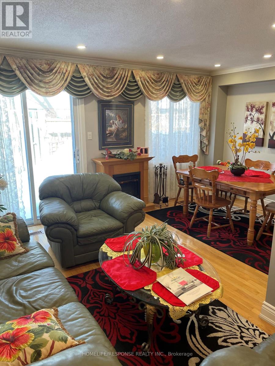 21 - 2035 Asta Drive S, Mississauga, Ontario  L5A 3Y2 - Photo 1 - W12751158