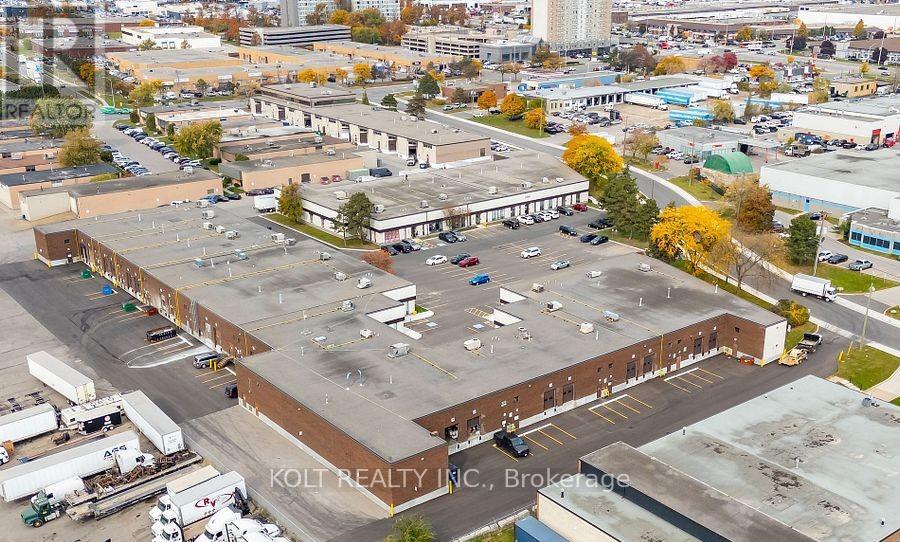 1 - 5266 General Road, Mississauga, Ontario  L4W 1Z7 - Photo 2 - W12751168