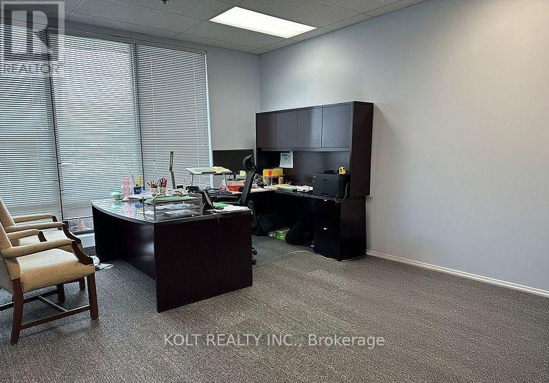 1 - 5266 General Road, Mississauga, Ontario  L4W 1Z7 - Photo 7 - W12751168