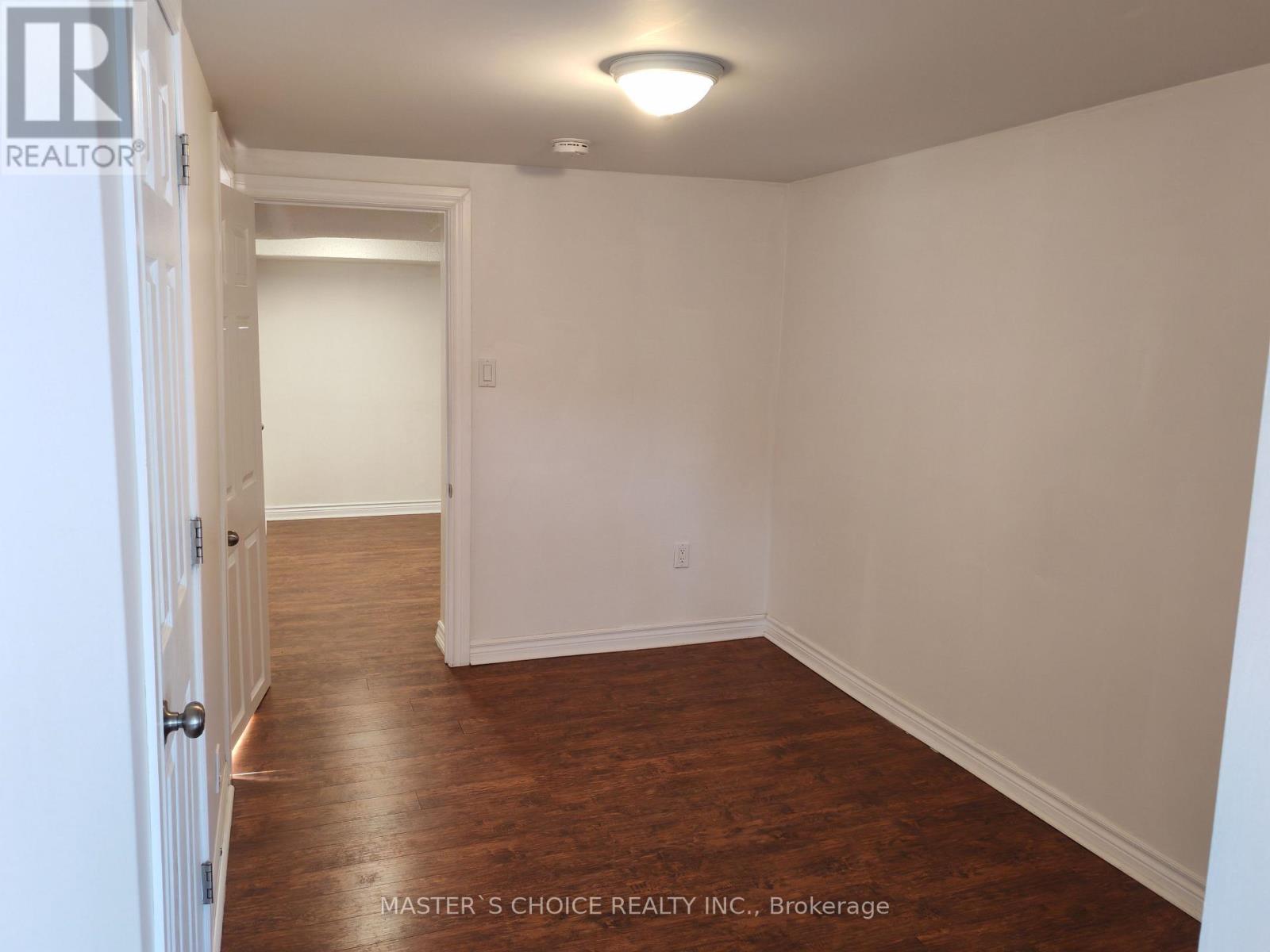 Lower - 116 Lonborough Avenue, Toronto, Ontario  M6M 1Y1 - Photo 5 - W12751220