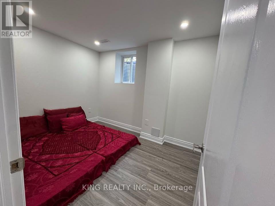 1256 Leger Way, Milton, Ontario  L9E 1E4 - Photo 6 - W12751244