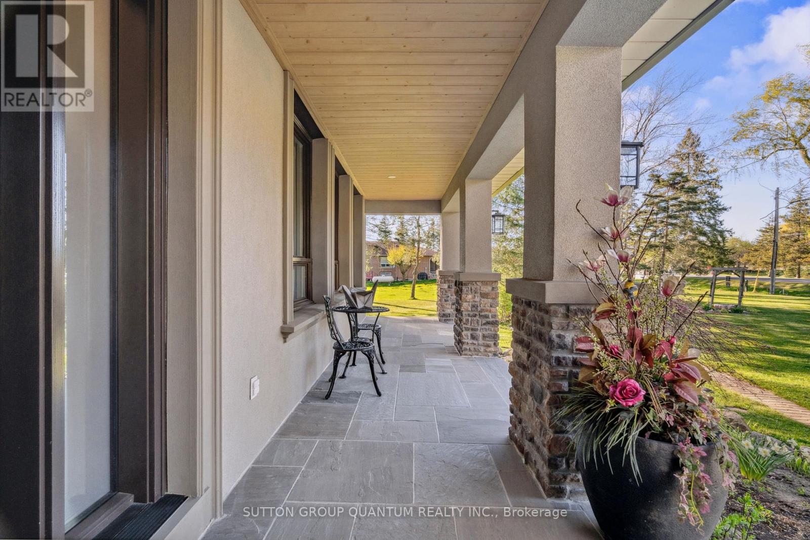 14432 Innis Lake Road, Caledon, Ontario  L7C 2Y7 - Photo 5 - W12751252