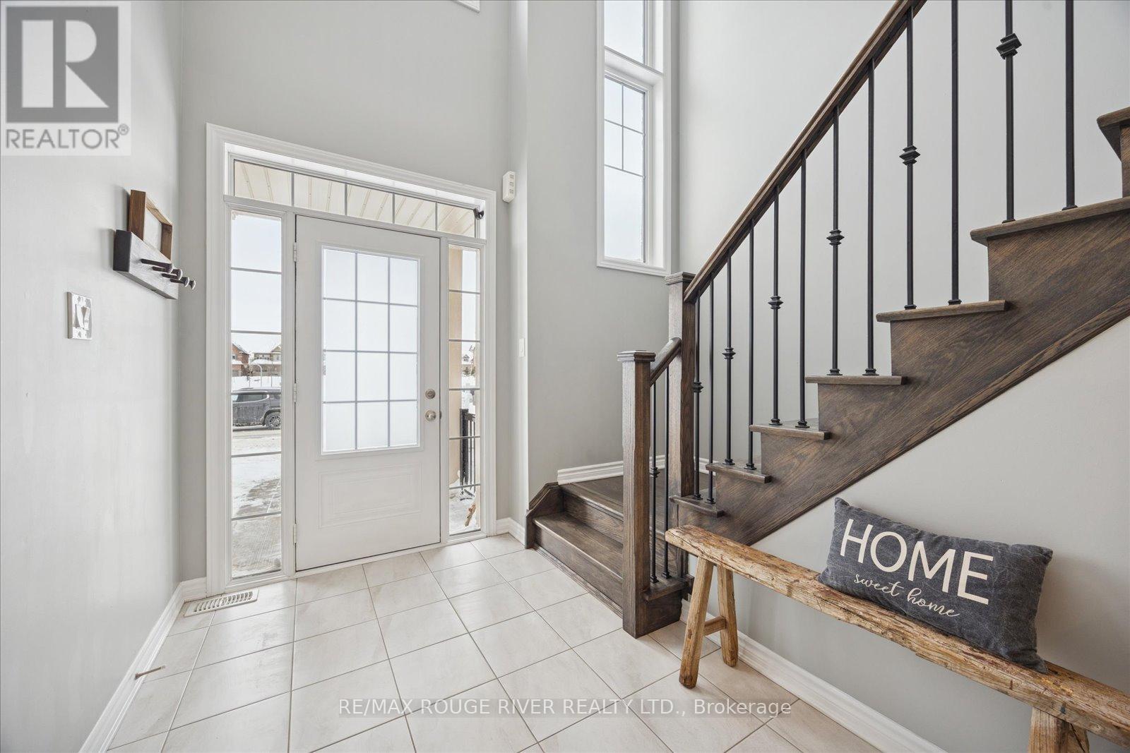 42 Doctor Archer Drive, Scugog, Ontario  L9L 0A9 - Photo 5 - E12738426