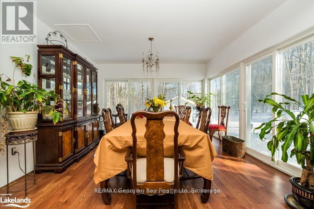 9513 County Rd 93 Road Ne, Midland, Ontario  L4R 5K6 - Photo 12 - S12751302