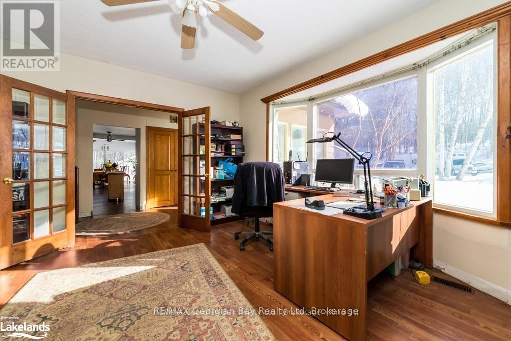 9513 County Rd 93 Road Ne, Midland, Ontario  L4R 5K6 - Photo 3 - S12751302