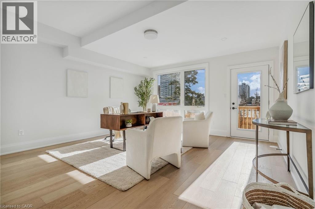 138 East Street Unit# 5, Oakville, Ontario  L6L 0H9 - Photo 4 - 40802509