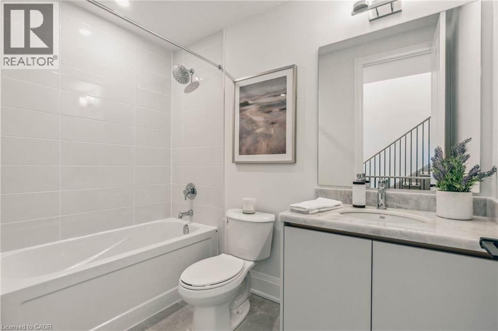 138 East Street Unit# 5, Oakville, Ontario  L6L 0H9 - Photo 5 - 40802509