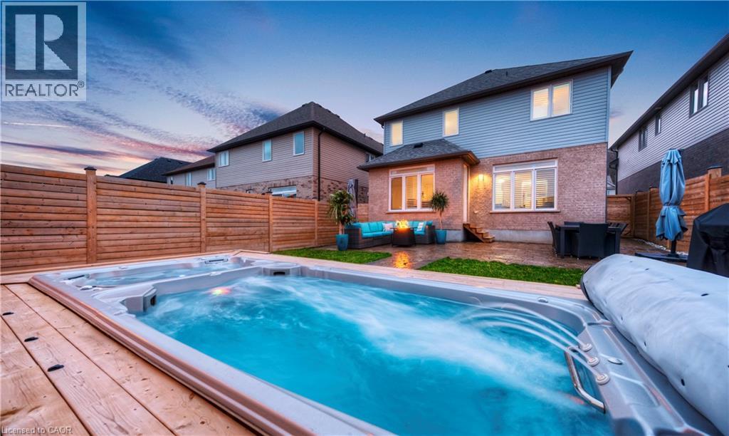 130 Elmbank Trail, Kitchener, Ontario  N2R 0H2 - Photo 4 - 40799616