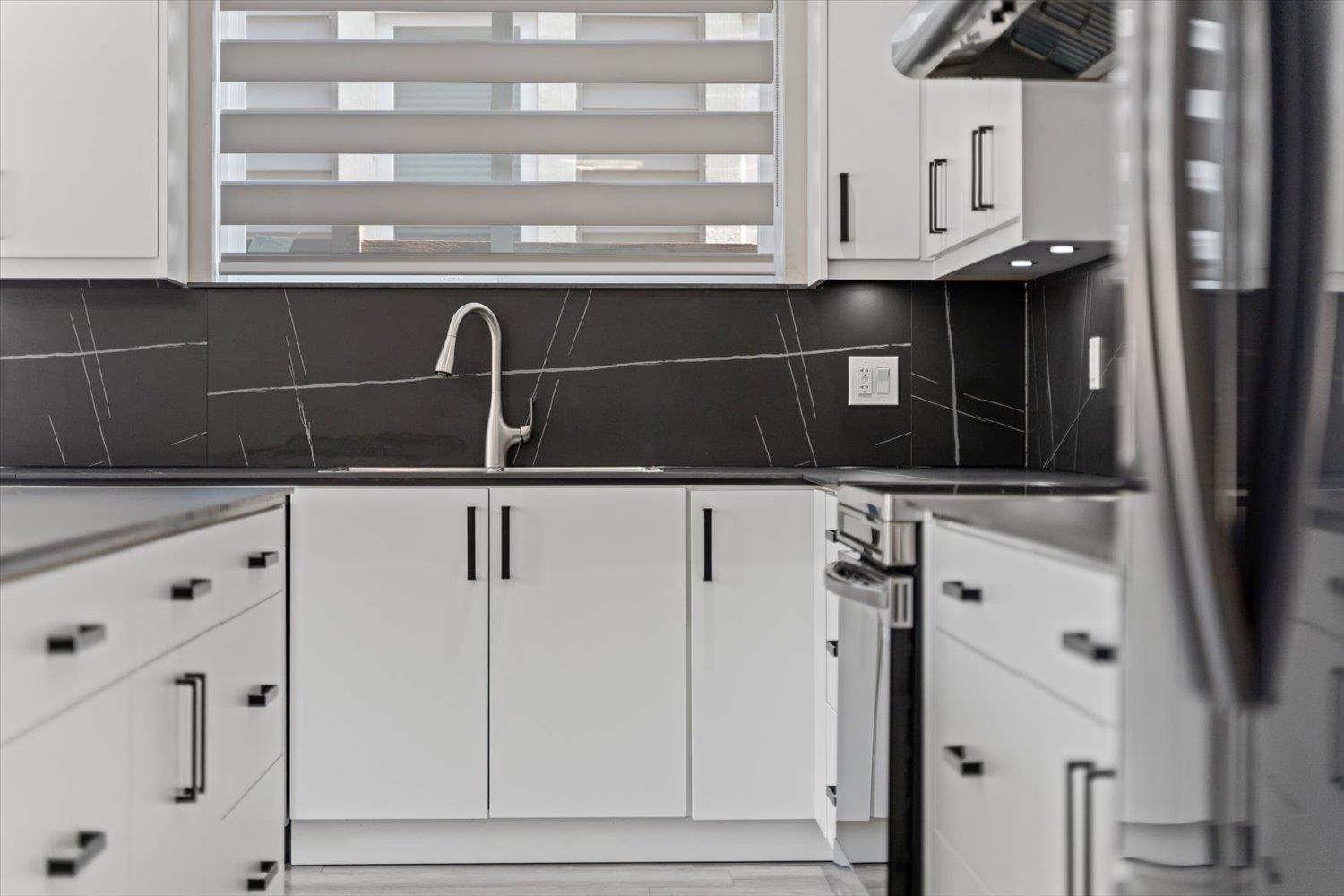 853 Willow Place, Harrison Hot Springs, Harrison Hot Springs, British Columbia  V0M 1K0 - Photo 11 - R3077849