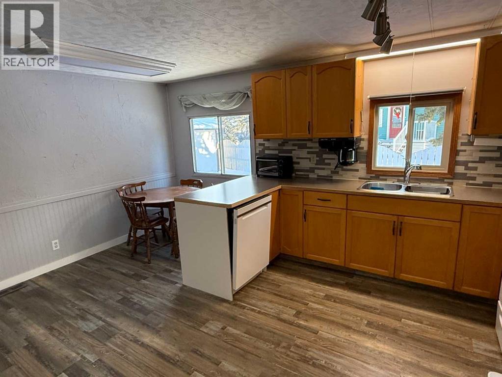 312 3 Street N, Vulcan, Alberta  T0L 2B0 - Photo 9 - A2274027