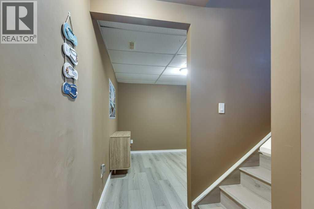 5322 55 Street, Lacombe, Alberta  T4L 1L4 - Photo 32 - A2277472