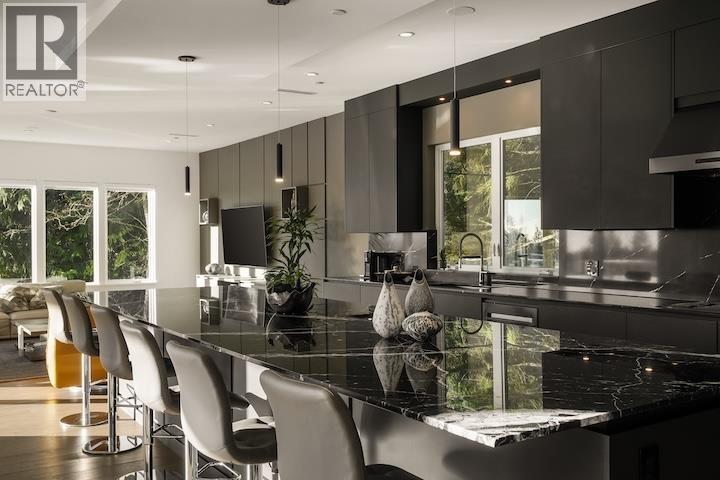 205 Kinsey Drive, Anmore, British Columbia  V3H 0G7 - Photo 15 - R3085636