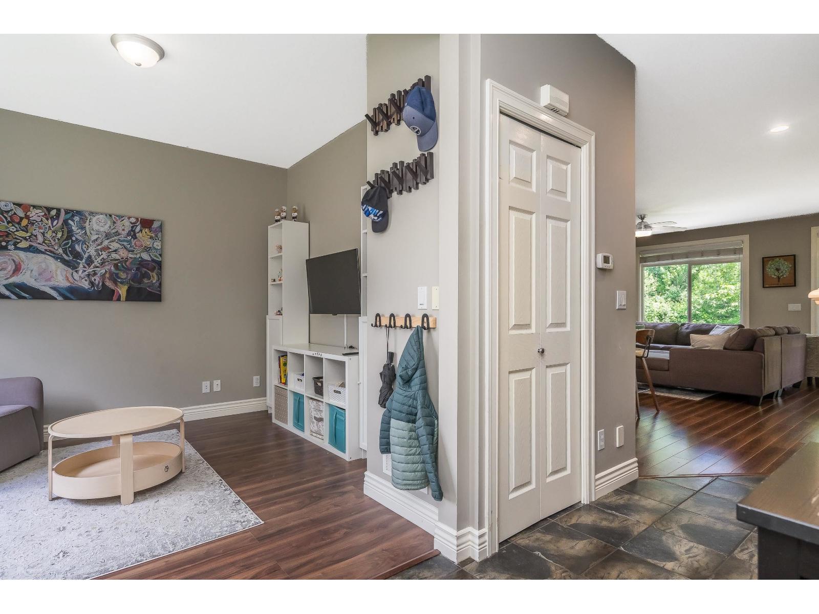 6668 195 Street, Surrey, British Columbia  V4N 0C3 - Photo 5 - R3085757