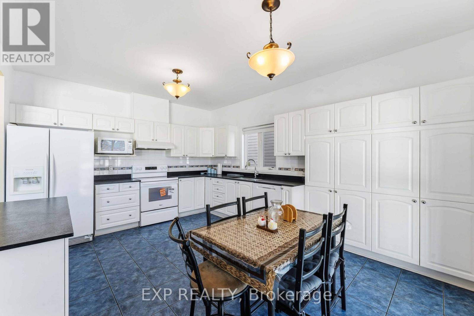 118 Finn Court, Ottawa, Ontario  K1V 2C8 - Photo 15 - X12416732