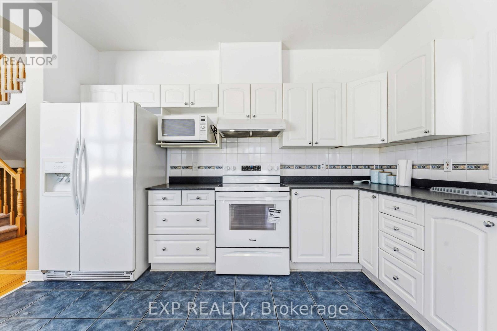 118 Finn Court, Ottawa, Ontario  K1V 2C8 - Photo 14 - X12416732