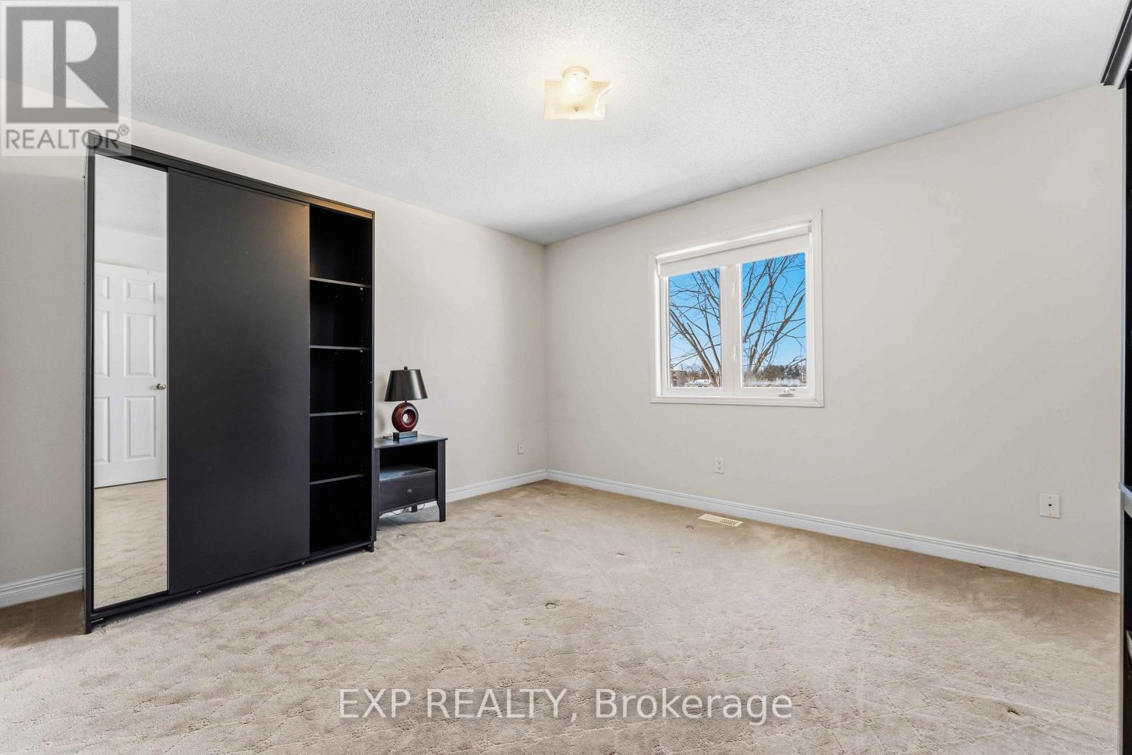 118 Finn Court, Ottawa, Ontario  K1V 2C8 - Photo 33 - X12416732