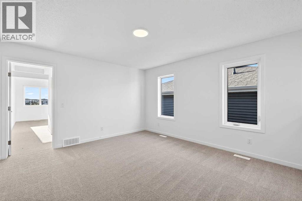 89 Corner Glen Avenue Ne, Calgary, Alberta  T3N 2L7 - Photo 11 - A2253063