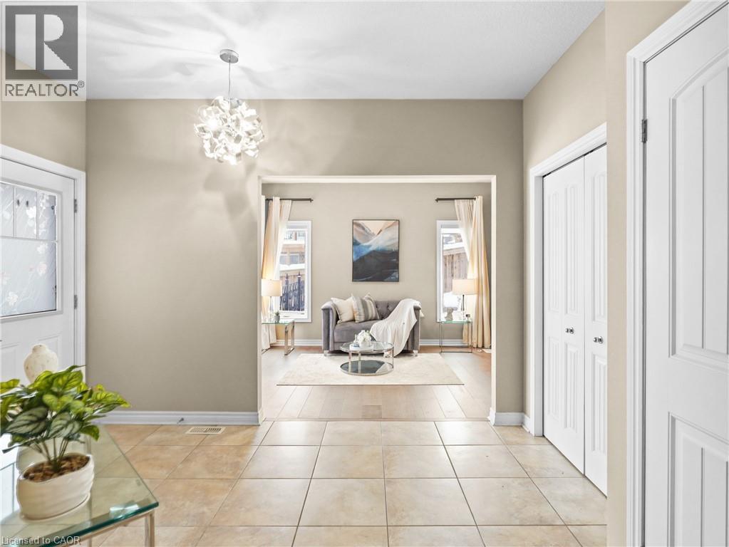 906 Audrey Place, Kitchener, Ontario  N2E 0B9 - Photo 5 - 40801009