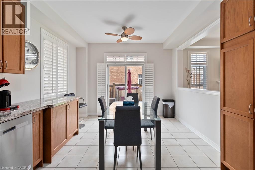 573 Gardenbrook Avenue, Oakville, Ontario  L6M 0P5 - Photo 11 - 40802514