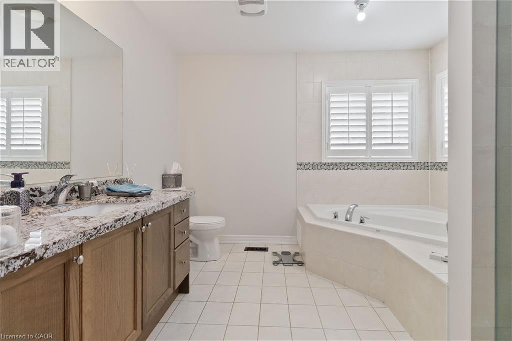 573 Gardenbrook Avenue, Oakville, Ontario  L6M 0P5 - Photo 18 - 40802514